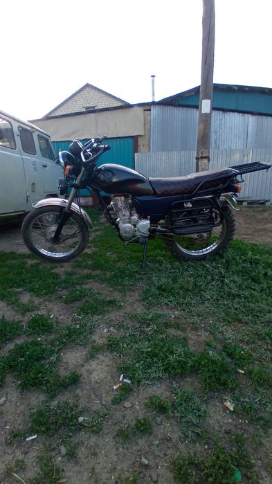 Мотоцикл Десна кантри 200