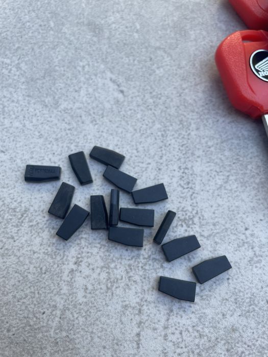 Заготовка за ключ за мотоциклети Хонда Honda + чип