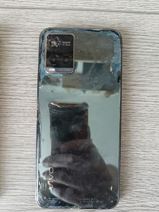 Телефон Vivo на запчасти