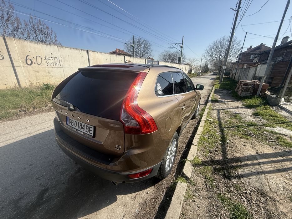 Волво XC60 2.4 D5