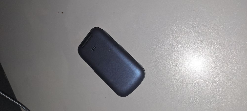 Продам телефон лягушка Gusto 3