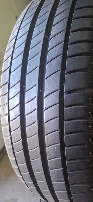 4бр. 215/60/17 Michelin 6.5mm грайфер, дот 20г. +++