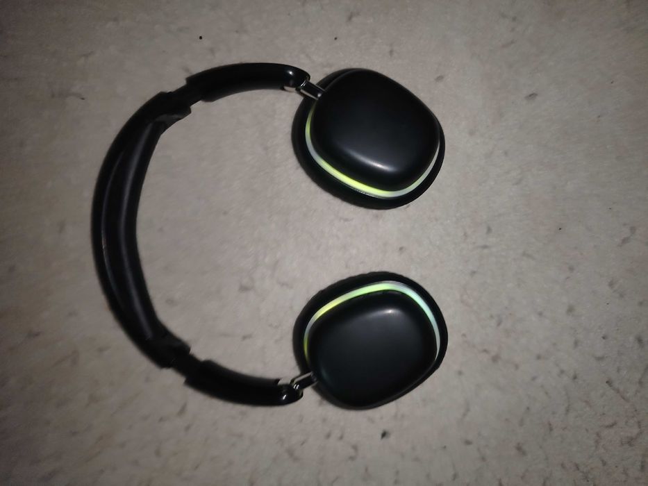 Беспроводные Наушники RGB