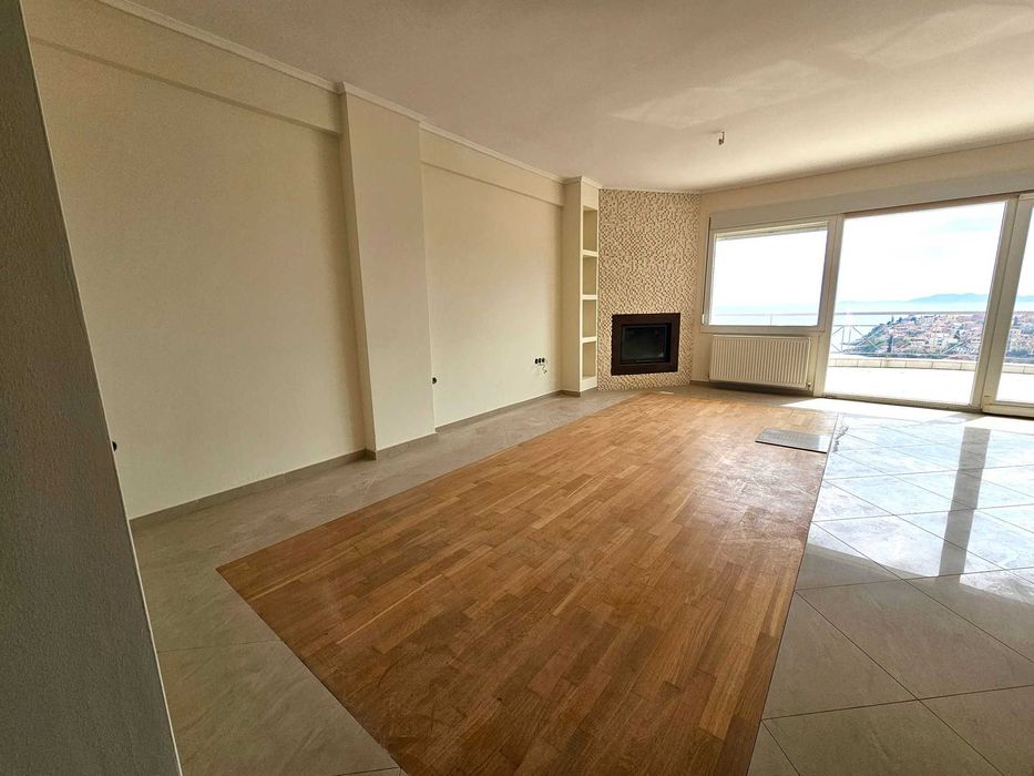 За продажба на апартамент 140 в Timios Stavros Kavalas (код 8192)