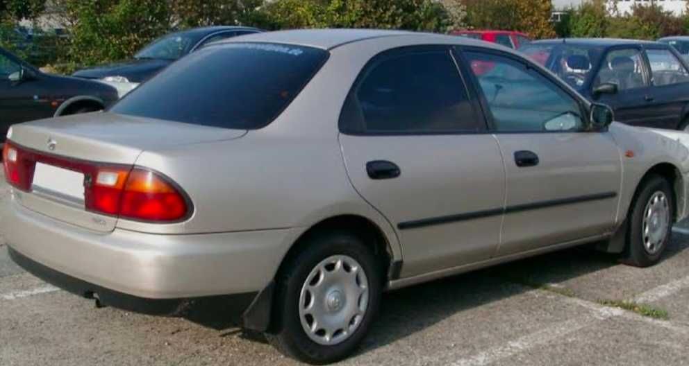 Mazda 323 на разбор