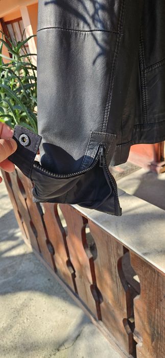 Geacă piele in stare foarte bună purtată foarte puțin  cumpărată Franț