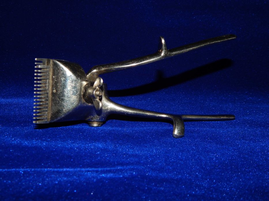 Ручная машинка для стрижки