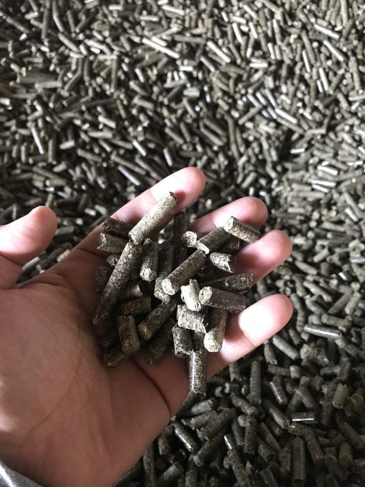 Гранула пеллет топливный