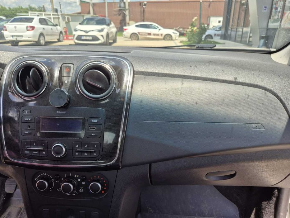 DACIA Logan 2020 — imagine 2