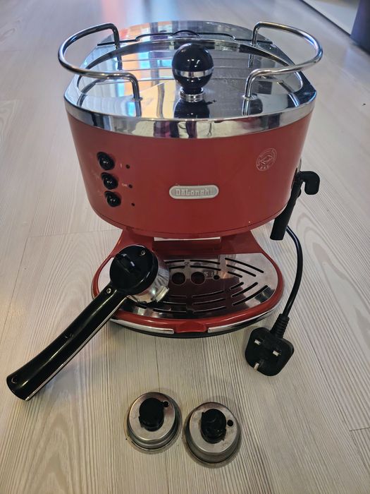 Кафемашина DELONGHI