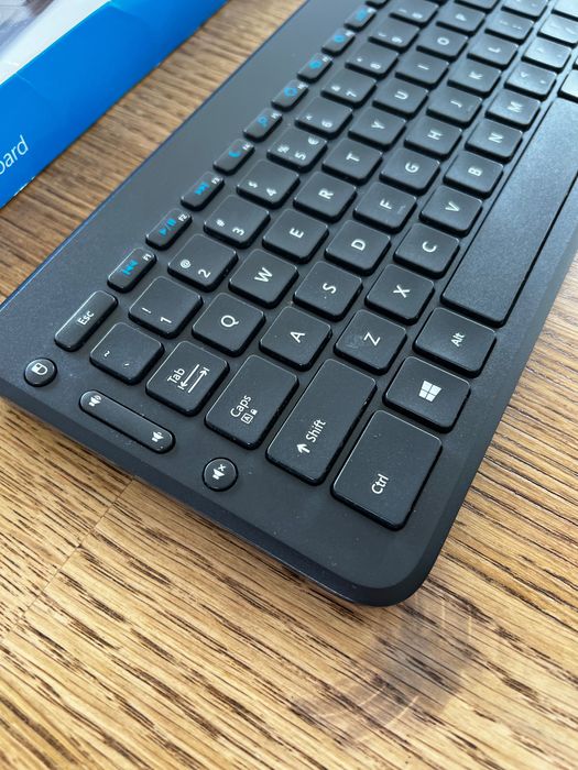 Tastatură Microsoft All-in-One Media - Wireless - Multi-Touch