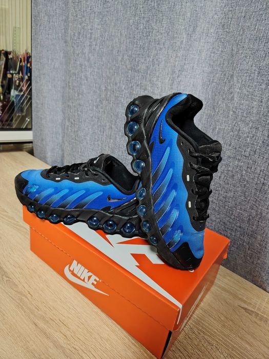 Оригинални маратонки NIKE номер 38.5