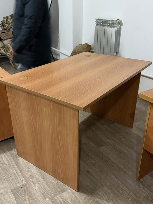 Продам Письменный стол