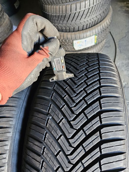 4 anvelope allseason 215 50 19 Continental 7.2mm 2020