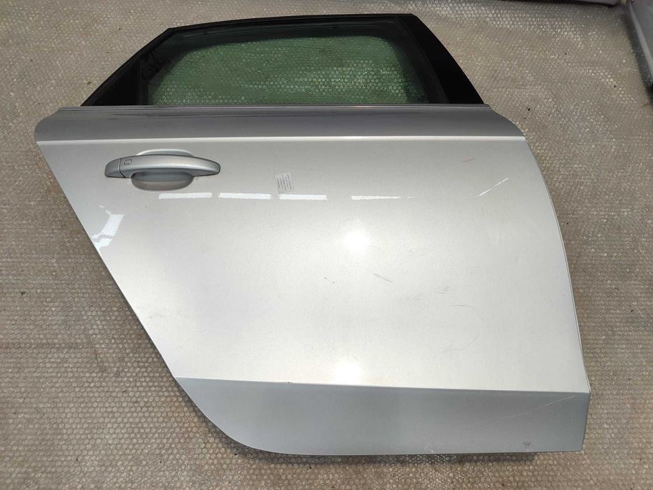 Ușă Spate Dreaptă Audi A4 S4 B8 8K Sedan Gri Cod Culoare P5 / X7W 2009 / [2008-2015] / 8K5833052D (2D)