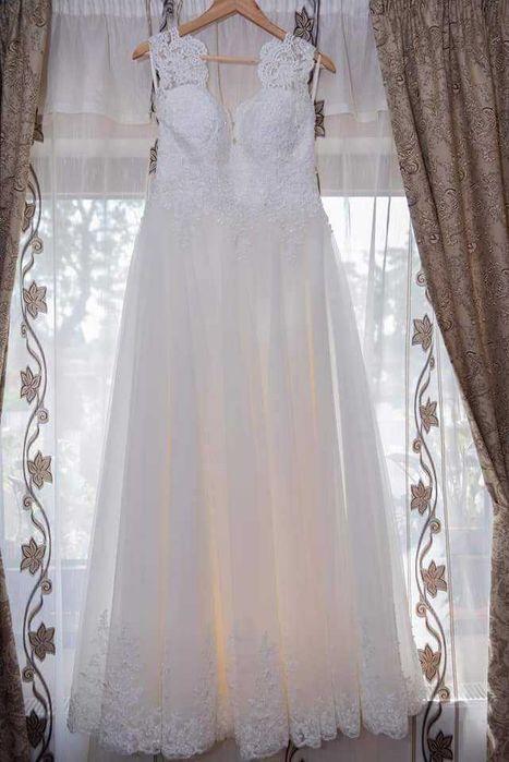 Rochie mireasa de vînzarea marime 42