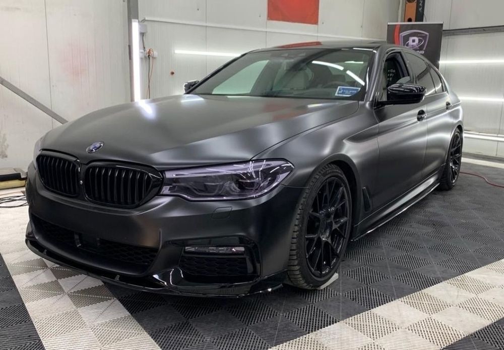 Prelungire lip spoiler bara fata BMW Seria 5 G30 LCI negru lucios