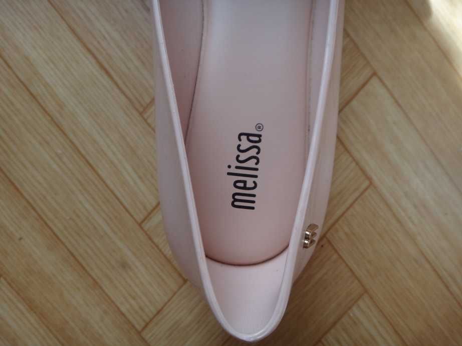 Melissa Пастелнорозови гумени пантофки с панделка 37 номер