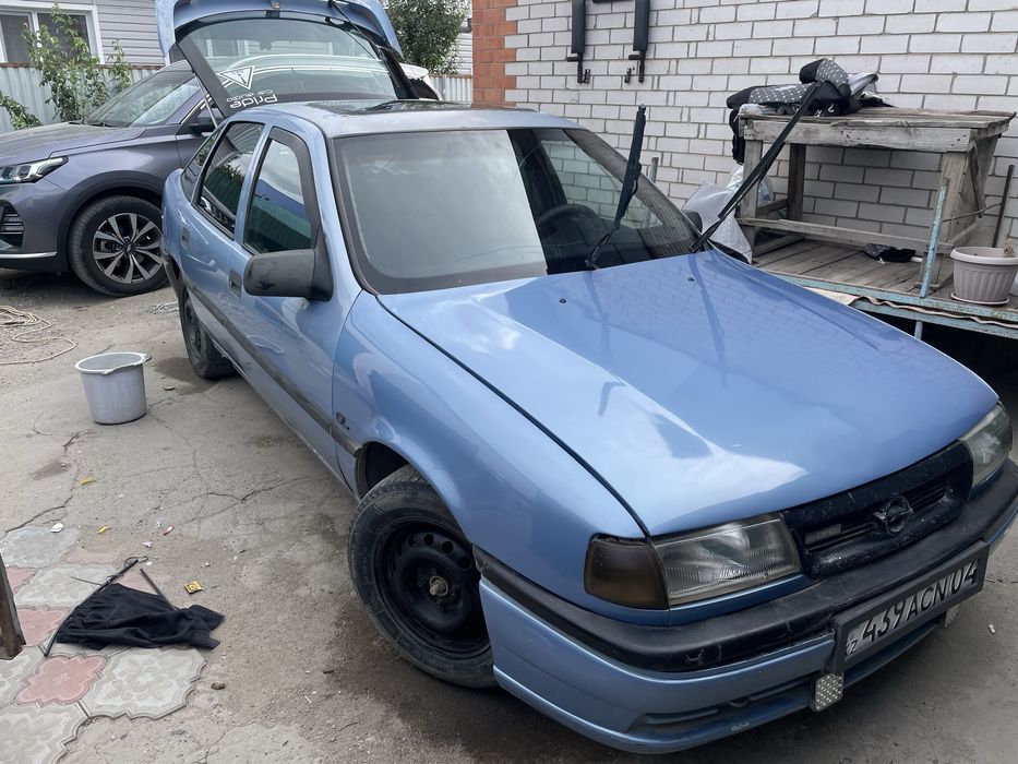 опель вектра, 1.8 1993