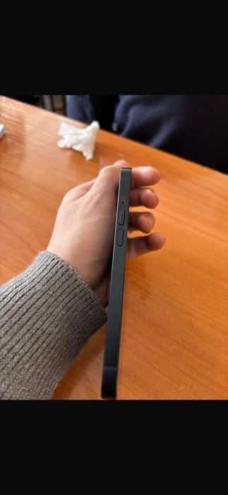 Айфон 14 с каропкой