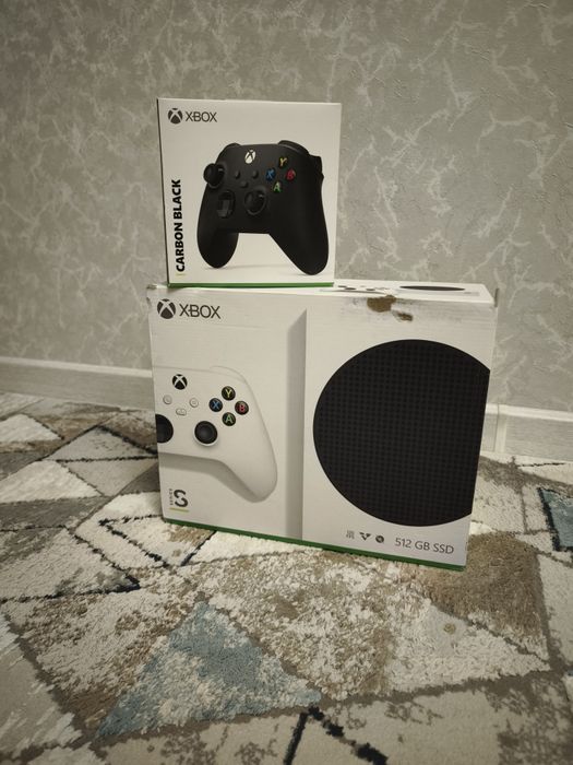 Продам приставку Xbox series S
