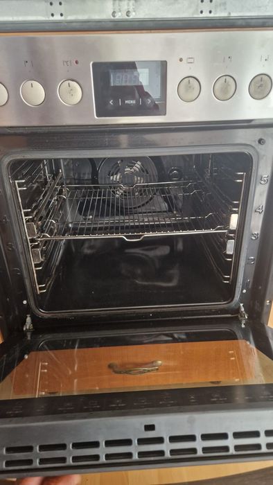 електрическа фурна с котлон