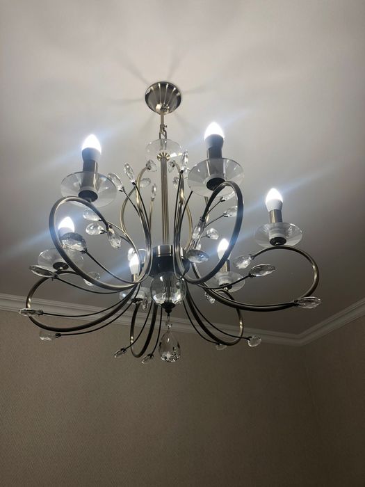 Хрустальная люстра