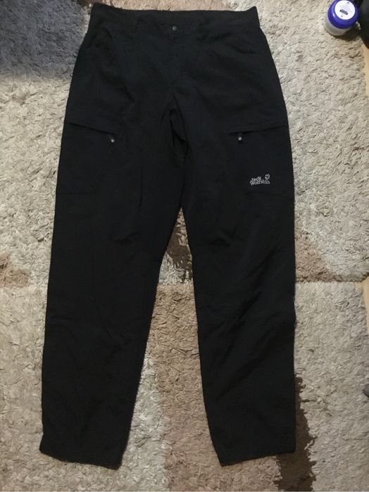 Imbraciminte schi branduri renumite diferite modele geci,pantaloni