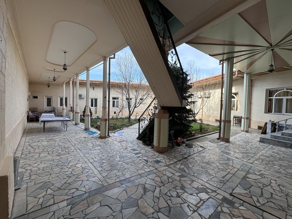 Uy sotiladi 6.5 sotok uchastka 1-liniyada, 2chimboy ko’cha