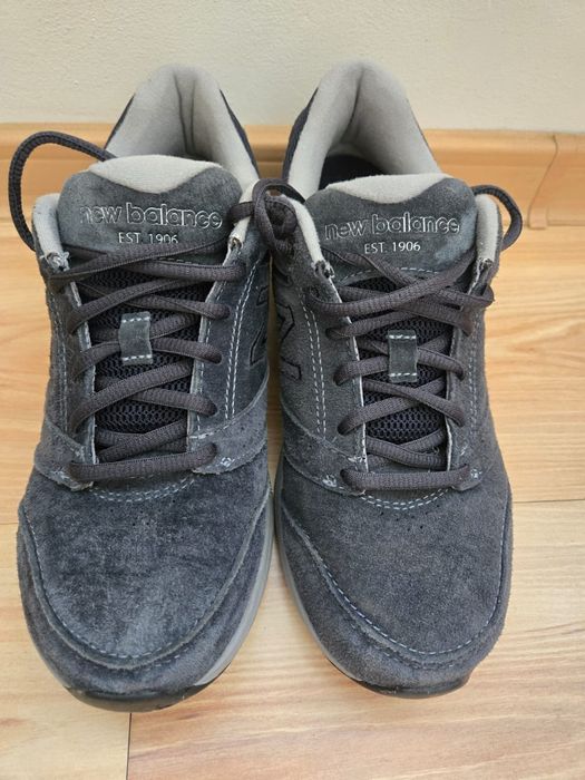 Adidas dama New Balance  928NV3.       37.5