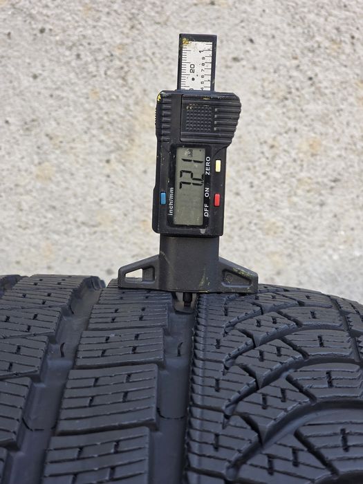 Vand patru anvelope de iarna pirelli 255 40 21/ 285 35 21 dot 3325⁸