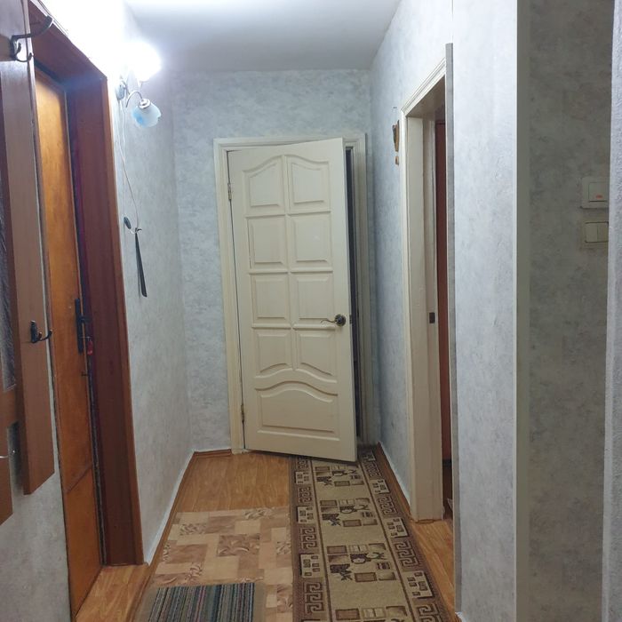 Сдам 2х комн квартиру в центре