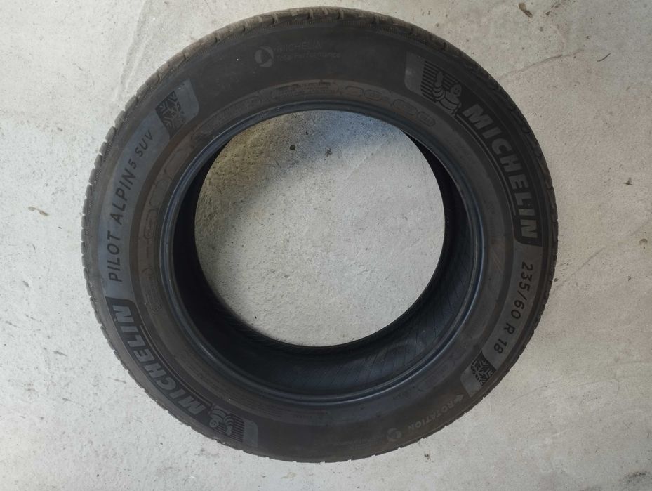 2 бр. Зимни гуми 235/60R18 Michelin pilot alpin 5