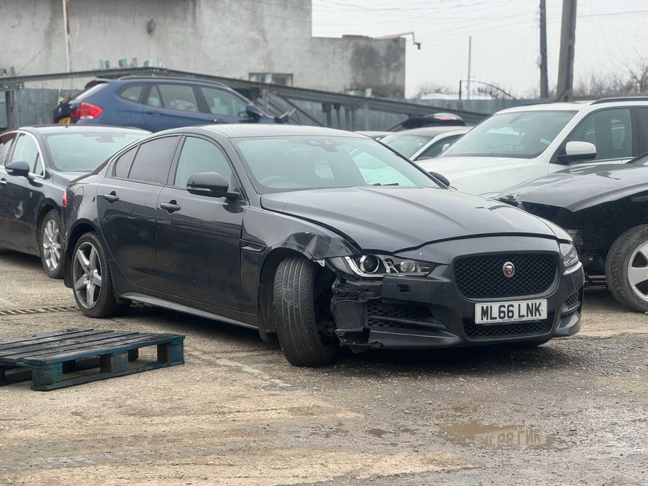 Dezmembrez Jaguar XE 2.0 2016