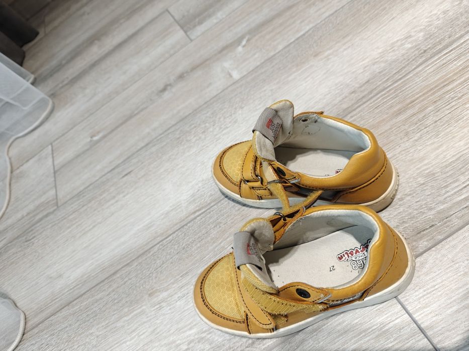 Маратонки марка garvalin