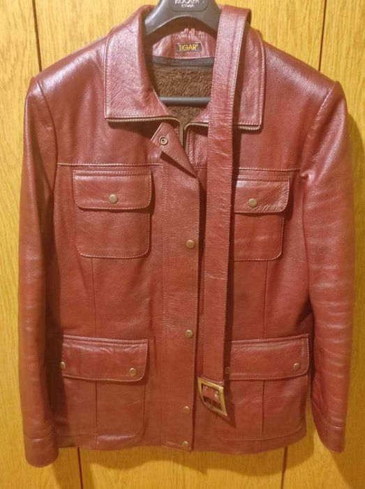 Дамско кожено яке