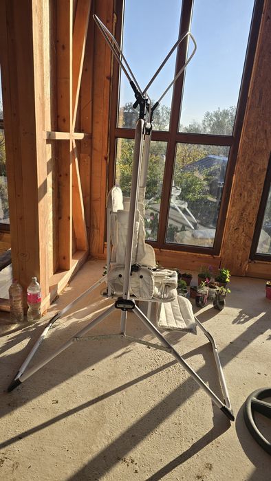 Детска люлка със сенник