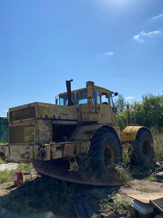 Кировец К-701 продам
