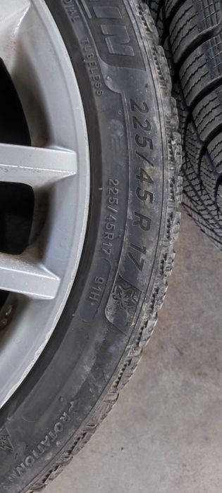 Set jante aliaj pe 17 volkswagen vw golf 5 GT cu anvelope de iarna