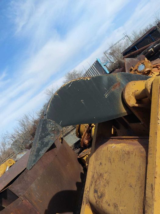 Продам трубы, уголки, швеллер.