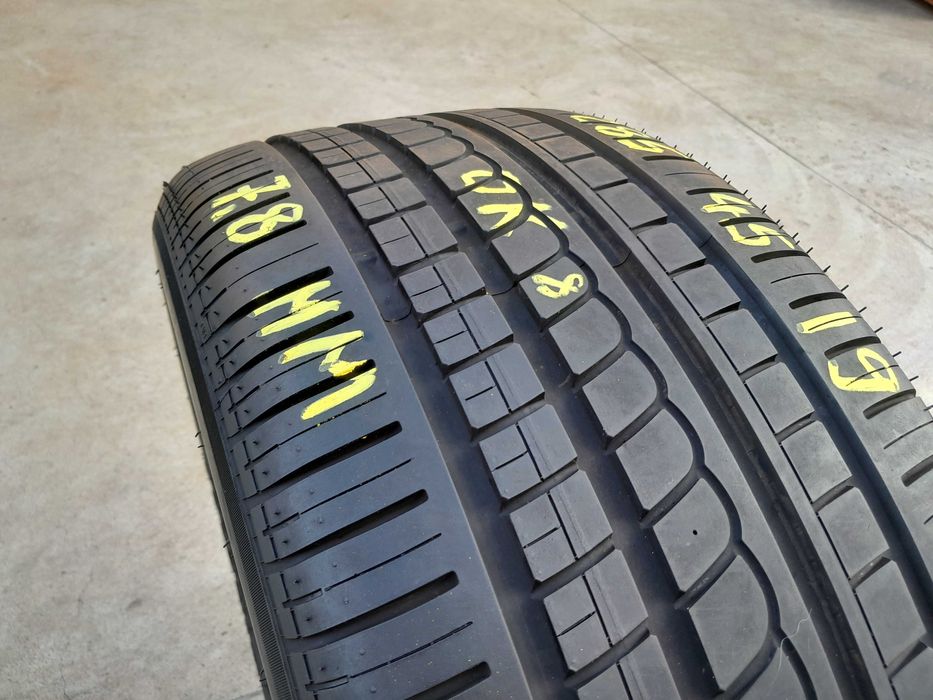 O anvelopa vara 285 45 19 pirelli p zero rosso profil de 7,8 mm