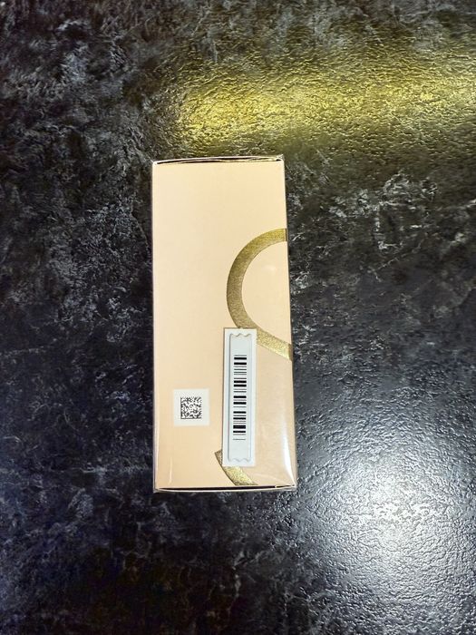 Продам духи,новые