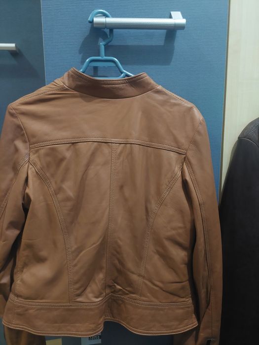 Geaca de piele noua