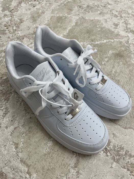 Nike air force white