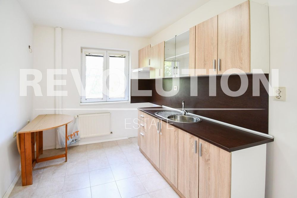 Дава се под наем Етаж от къща в София, Бояна - 113 кв.м за 715 € - Снимка #1