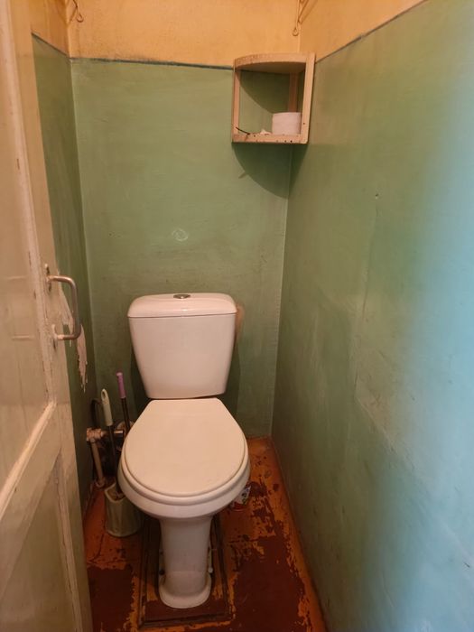 Ул.Дубовая (Авиасозлар) 3/2/4 кирпич 65м²