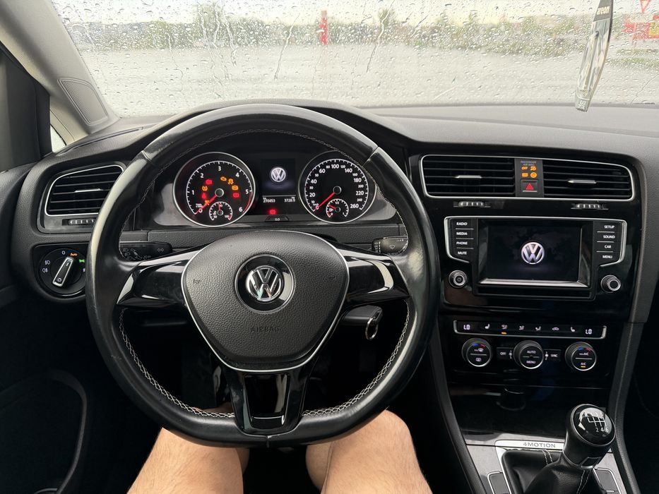 VOLKSWAGEN Golf 2014 — imagine 5