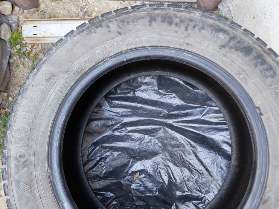 Шины липучка 215/60/16