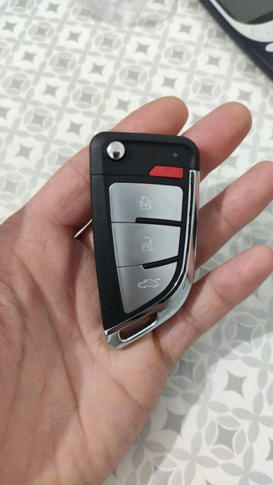 Аварийные вскрытие авто ремонт замков восстоновление утерянных ключей