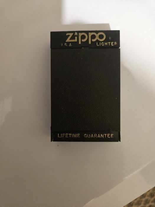 Оригинална запалка Зипо със кутия